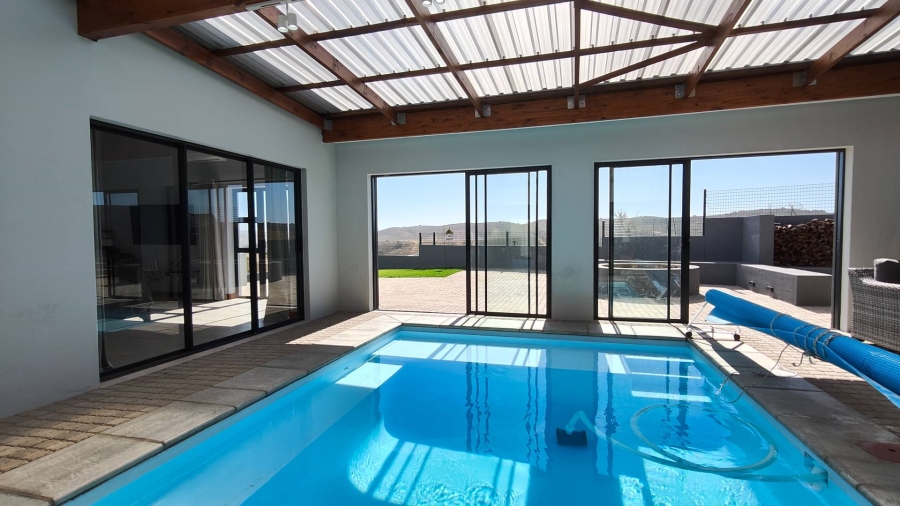 4 Bedroom Property for Sale in Outeniquasbosch Western Cape